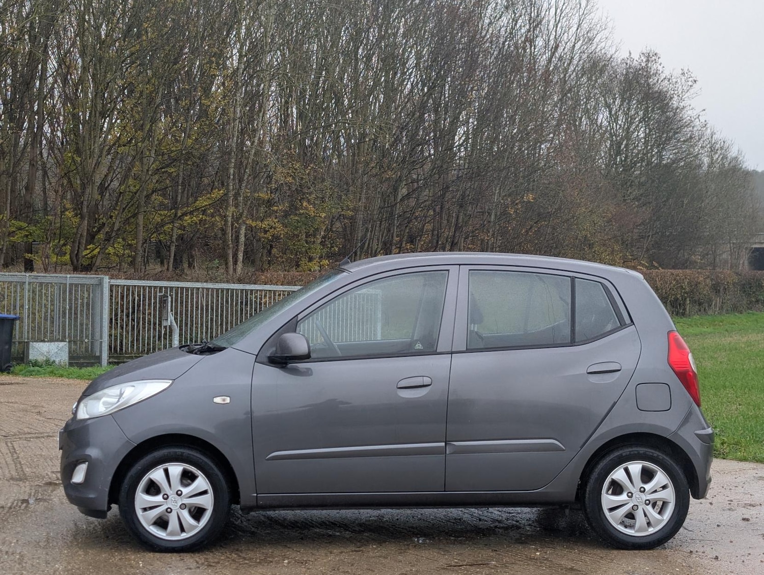 Used Hyundai i10 2013 for sale - 76835176: Photo 5
