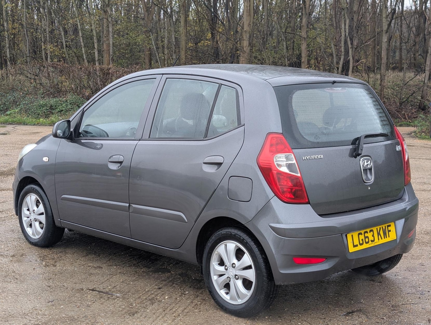 Used Hyundai i10 2013 for sale - 76835176: Photo 6