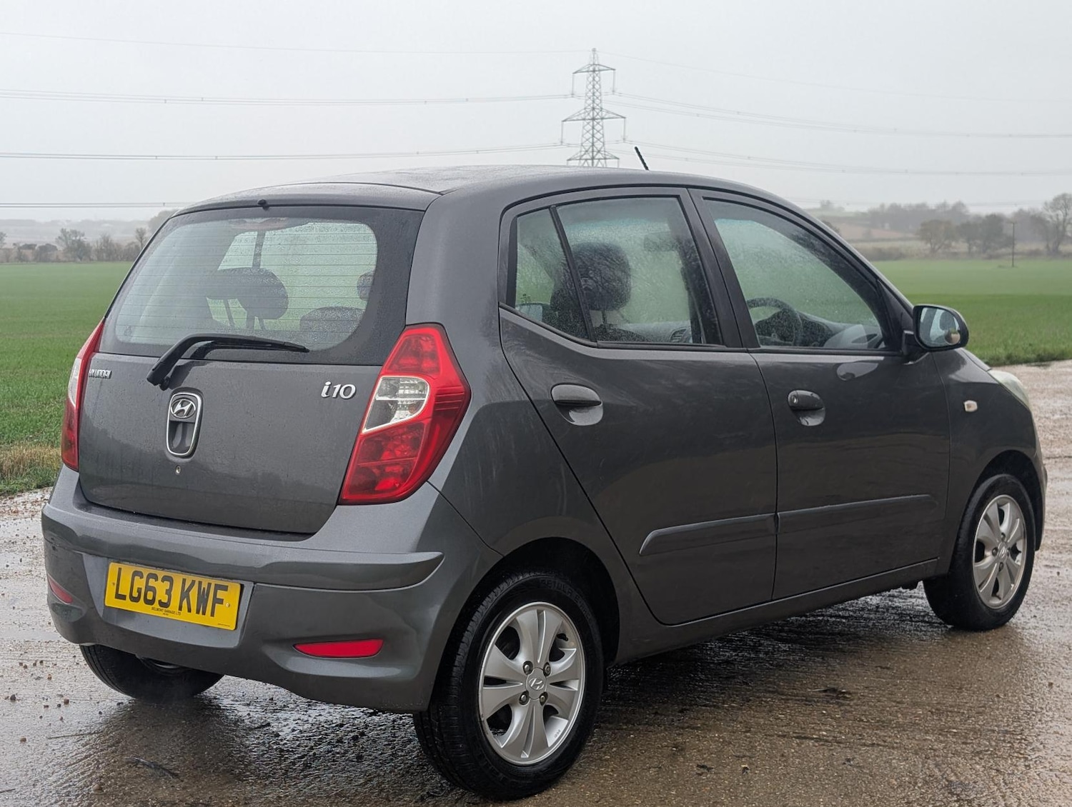 Used Hyundai i10 2013 for sale - 76835176: Photo 8