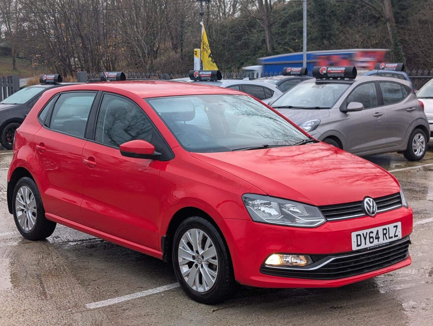 Used Volkswagen Polo 2014 for sale - 76856292: Photo 1