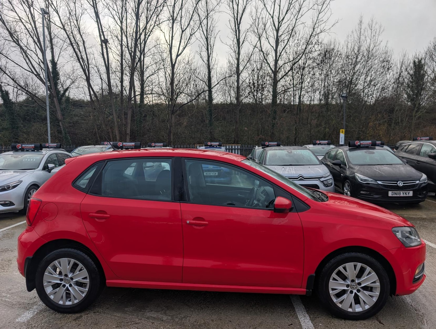 Used Volkswagen Polo 2014 for sale - 76856292: Photo 10