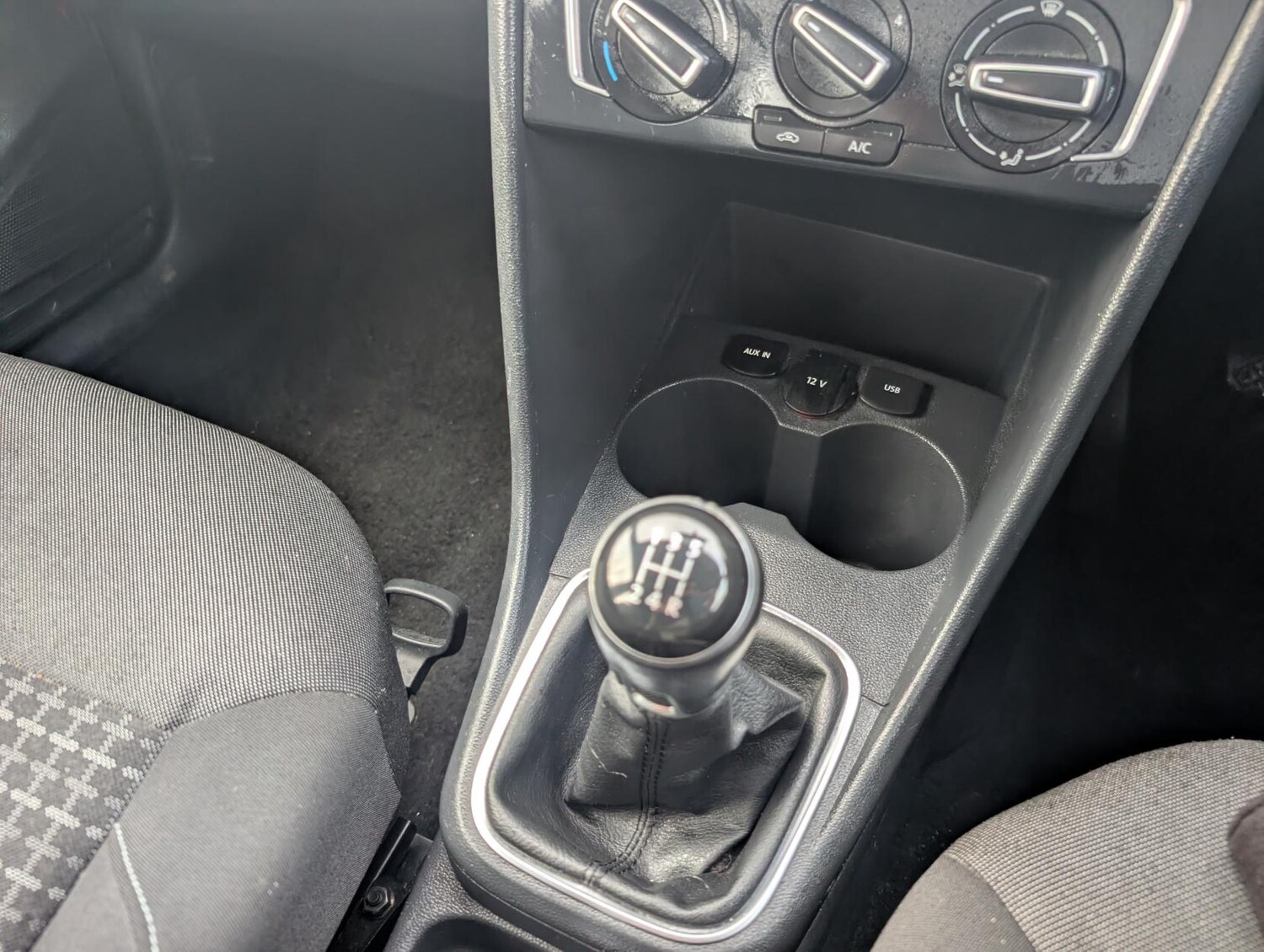 Used Volkswagen Polo 2014 for sale - 76856292: Photo 19