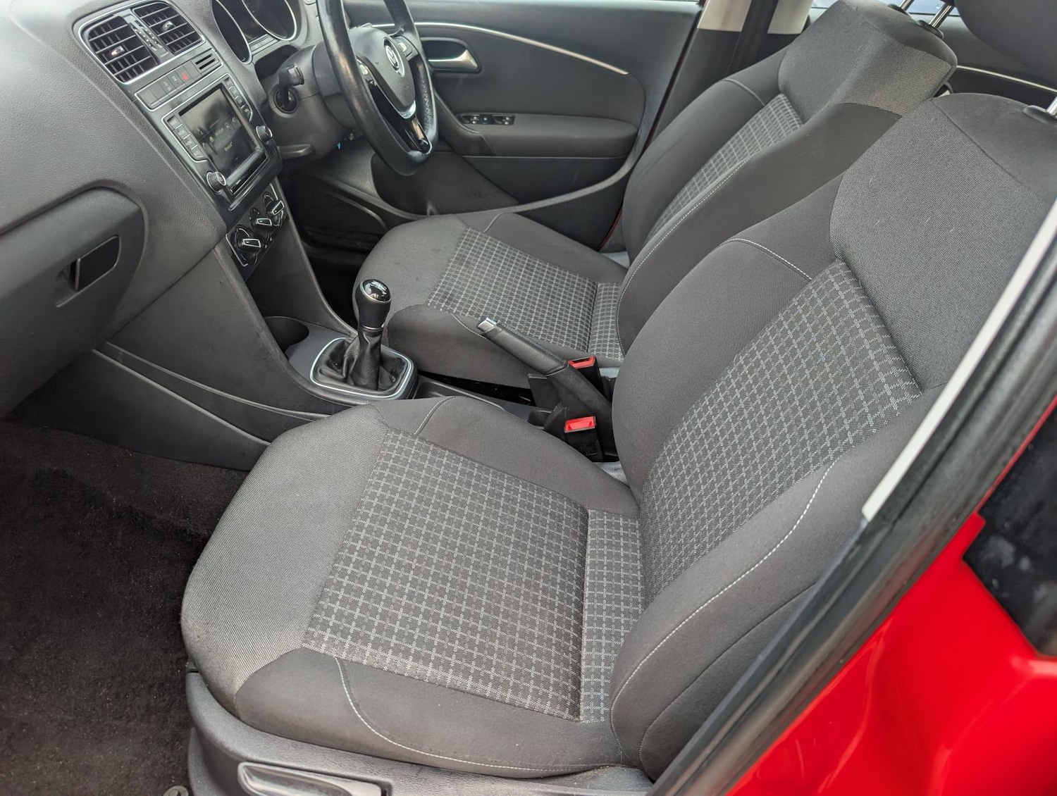 Used Volkswagen Polo 2014 for sale - 76856292: Photo 26