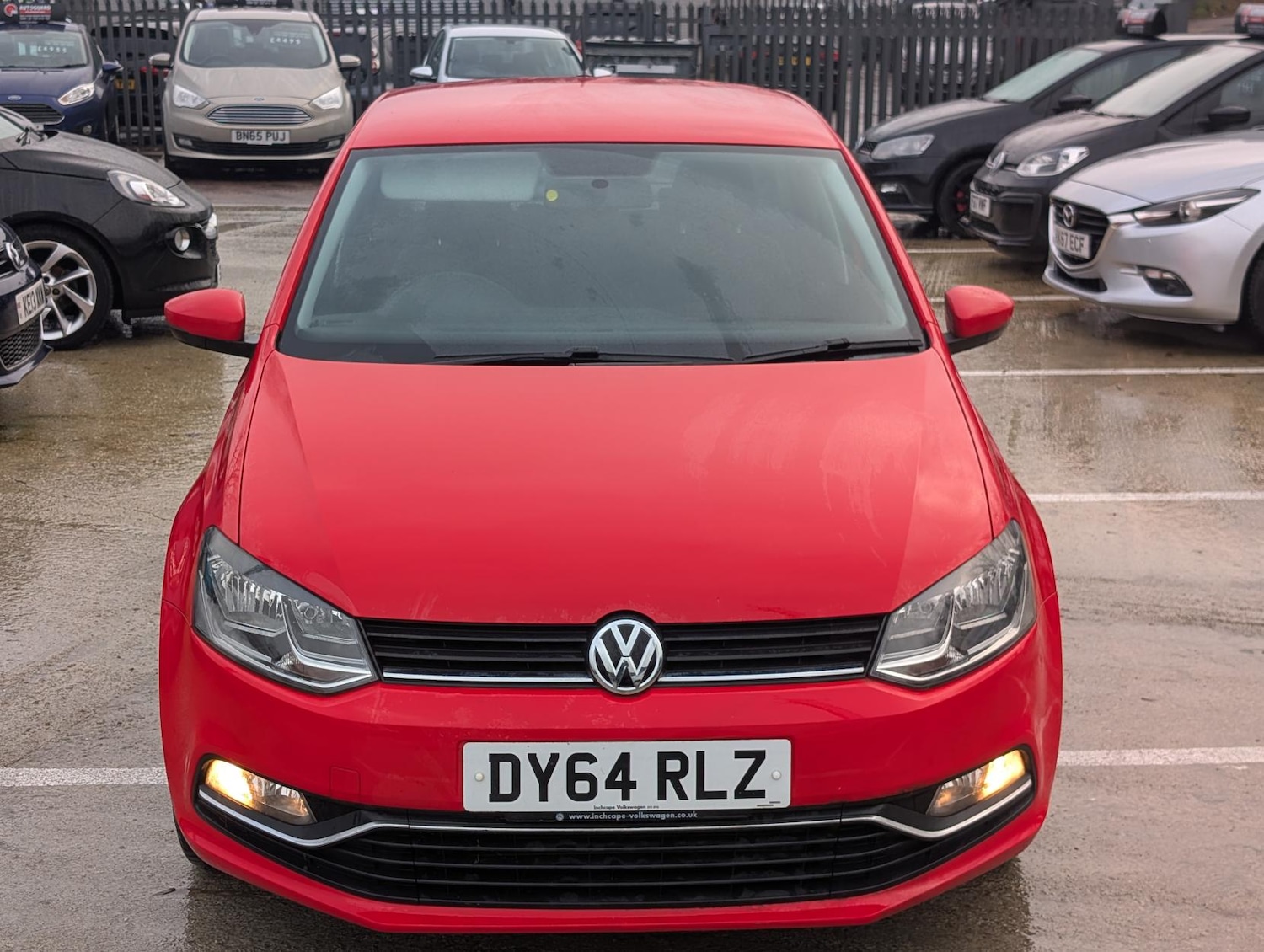 Used Volkswagen Polo 2014 for sale - 76856292: Photo 3