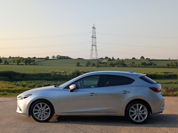 Used Mazda Mazda3 2017 for sale - 75386262: Photo