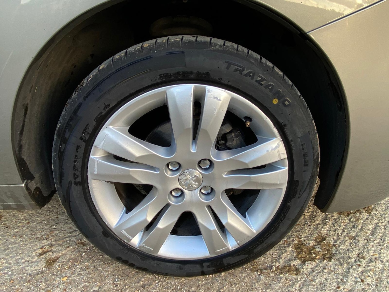 Used Peugeot 5008 2015 for sale - 77248170: Photo 19