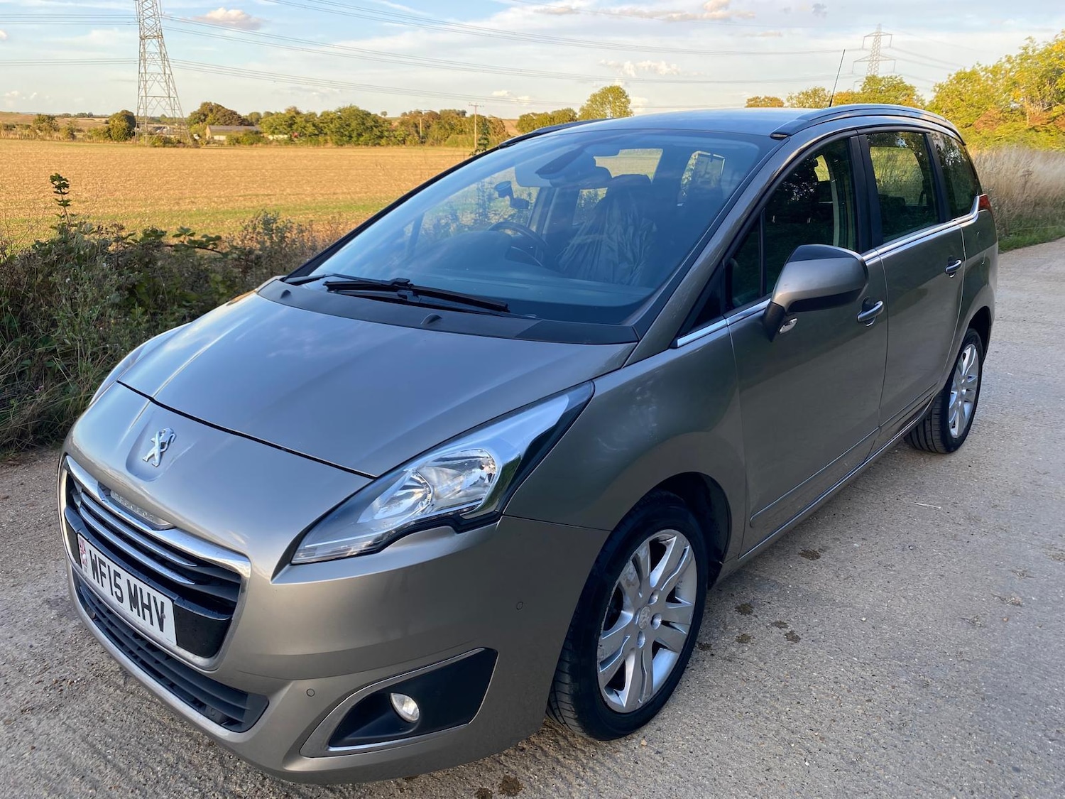 Used Peugeot 5008 2015 for sale - 77248170: Photo 5