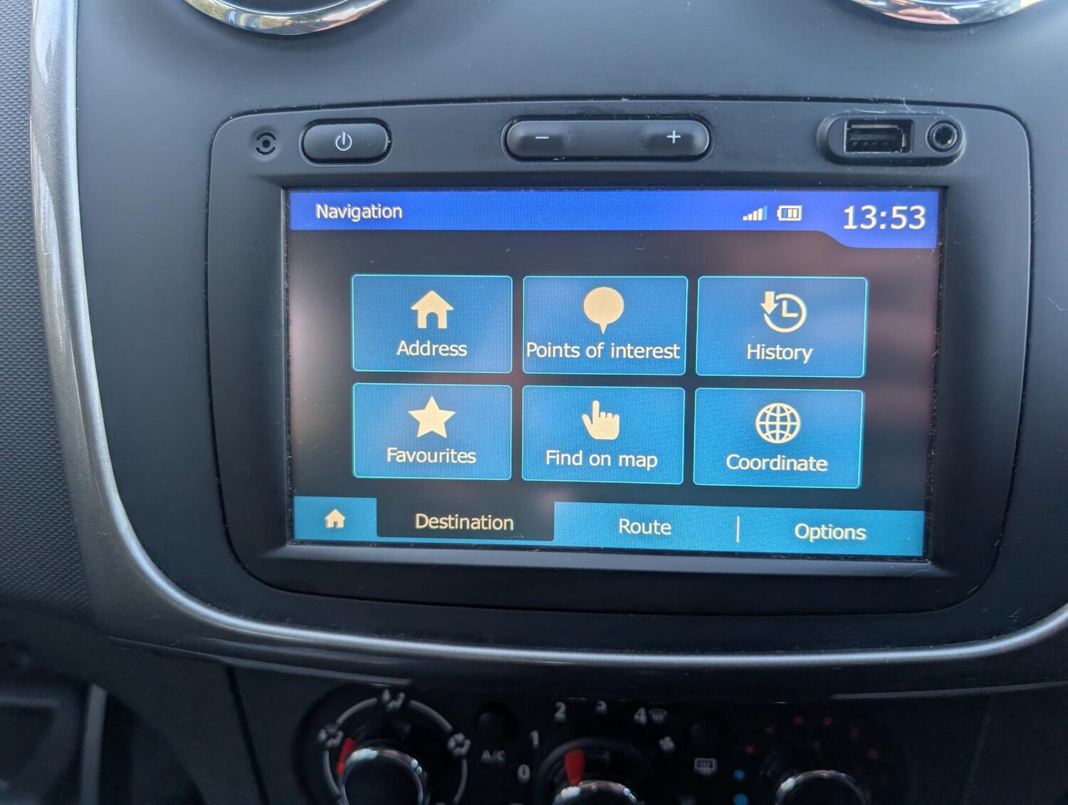 Used Dacia Sandero 2015 for sale - 76848924: Photo 19