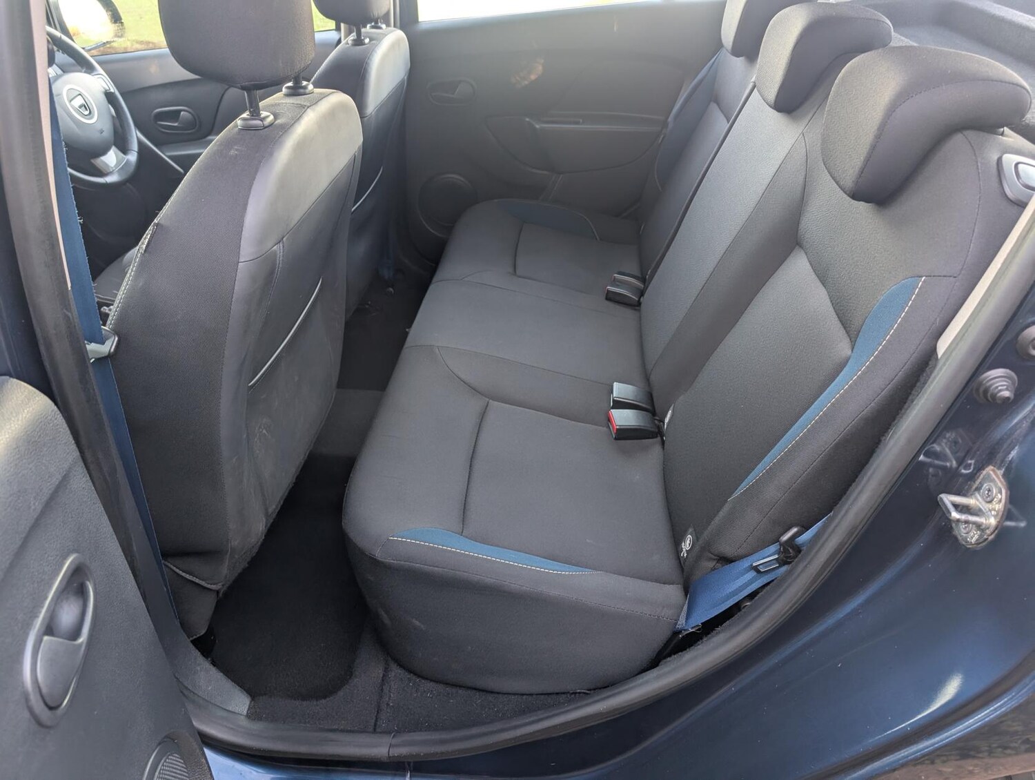 Used Dacia Sandero 2015 for sale - 76848924: Photo 22