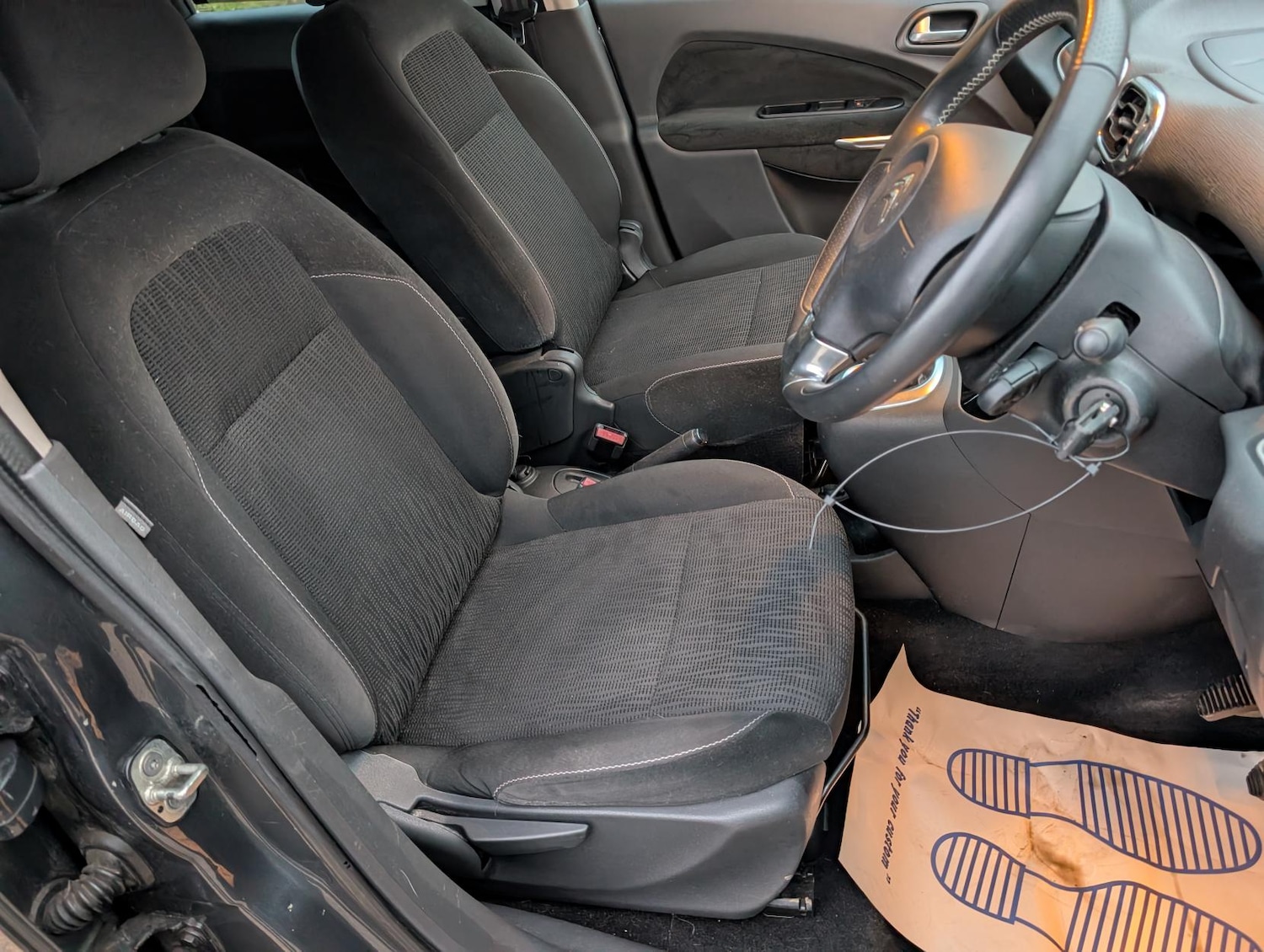 Used Citroen C3 Picasso 2015 for sale - 77482252: Photo 23