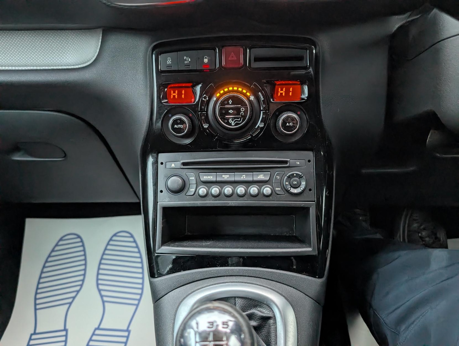 Used Citroen C3 Picasso 2015 for sale - 77482252: Photo 32