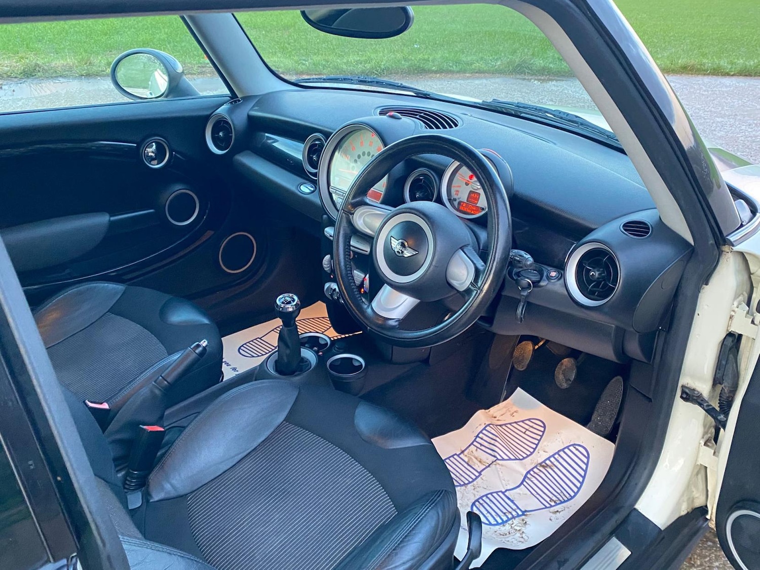 Used MINI Hatch 2010 for sale - 77367228: Photo 15