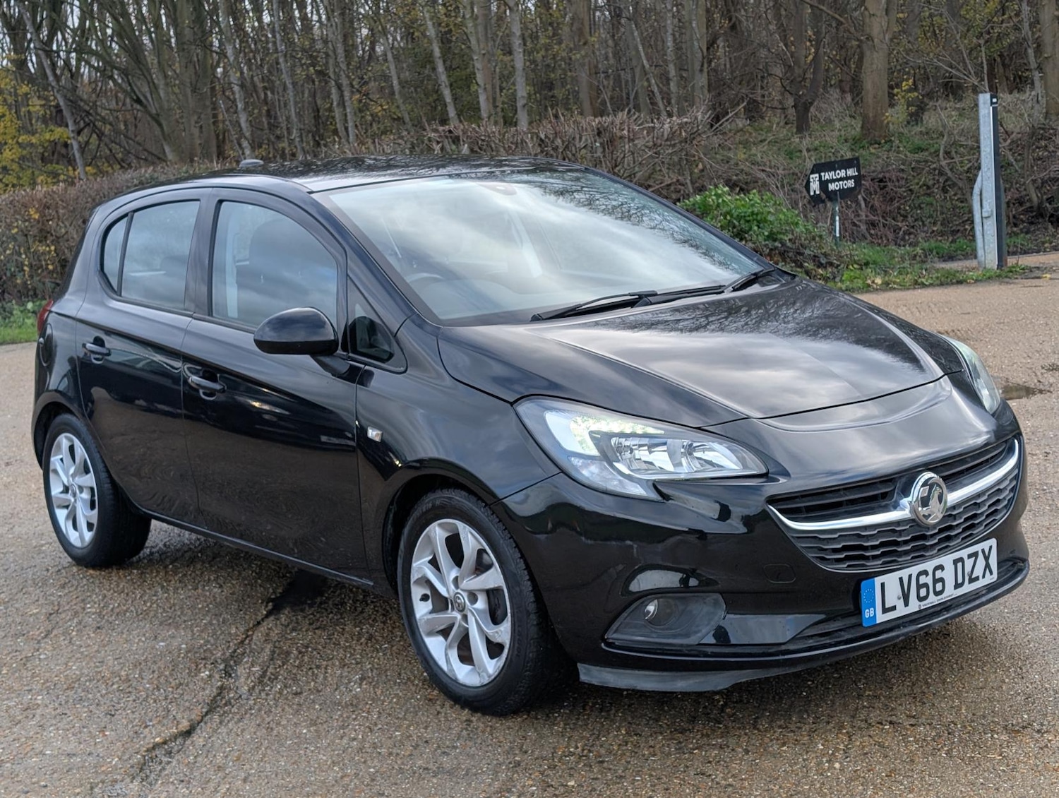 Used Vauxhall Corsa 2016 for sale - 76848925: Photo 1