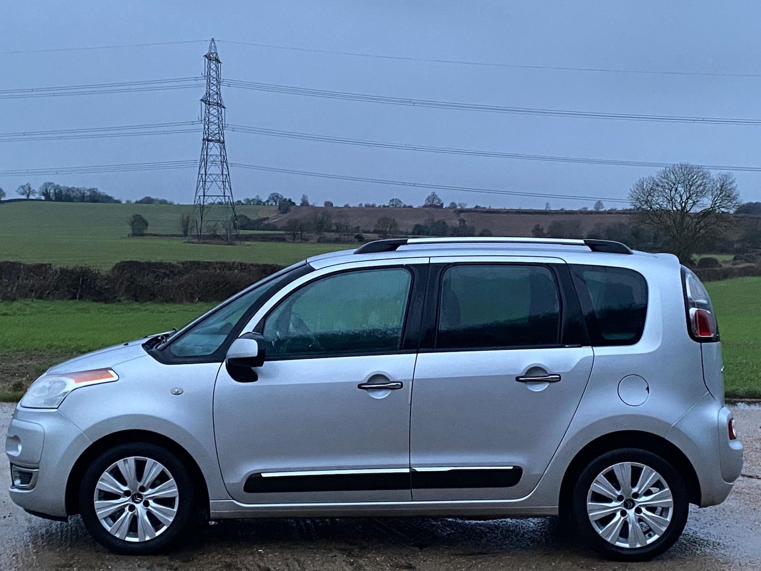 Used Citroen C3 Picasso 2012 for sale - 77189617: Photo 4
