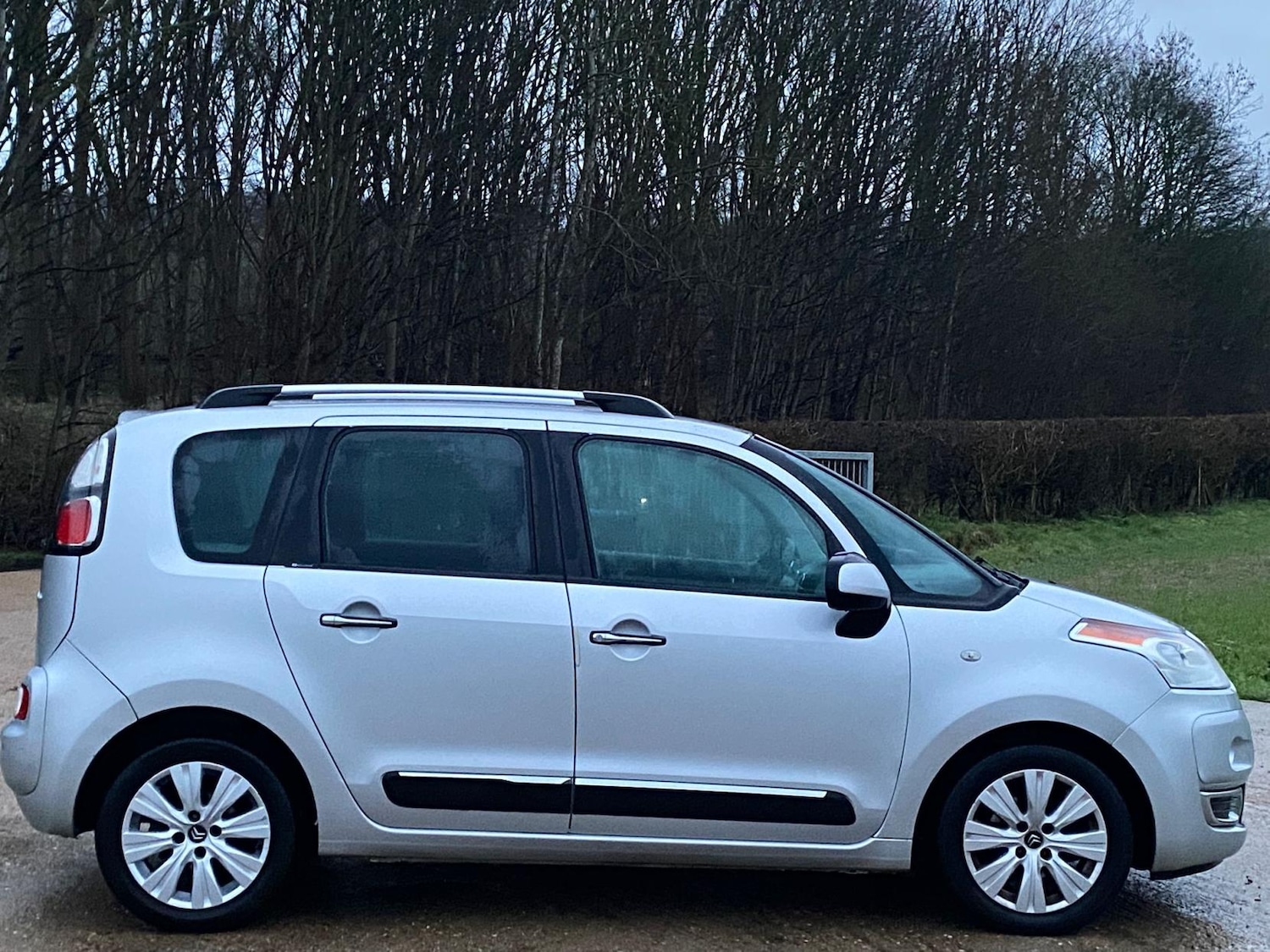 Used Citroen C3 Picasso 2012 for sale - 77189617: Photo 8