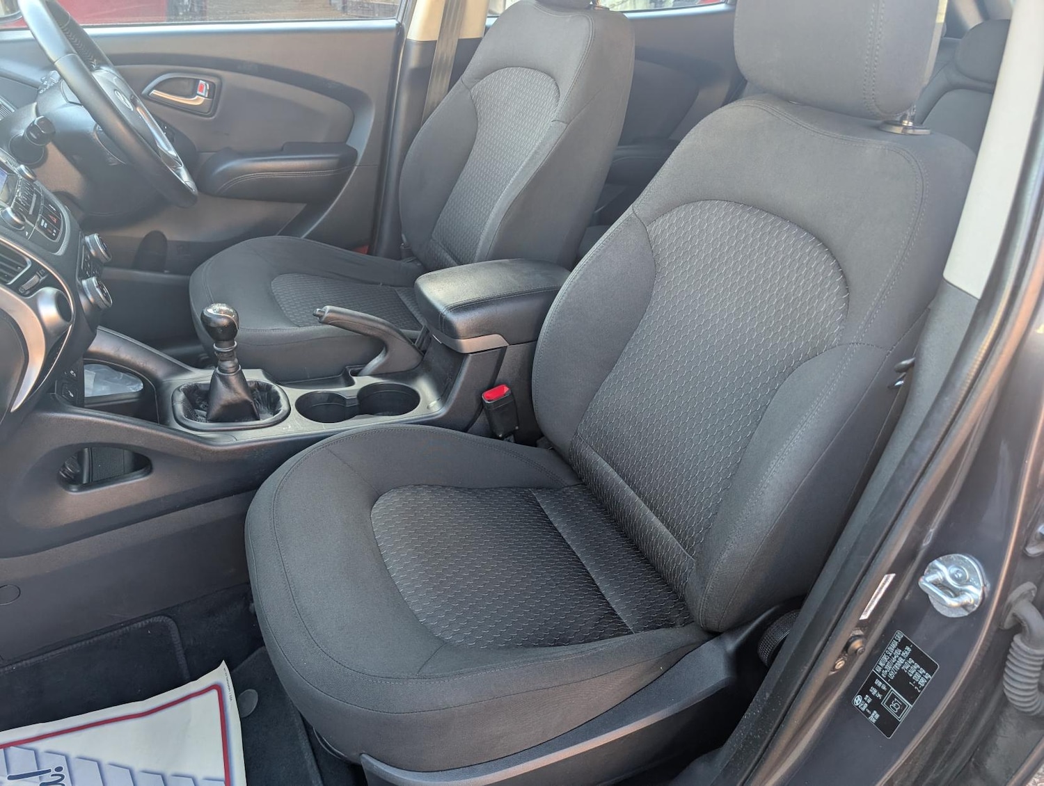 Used Hyundai Ix35 2011 for sale - 76384861: Photo 8