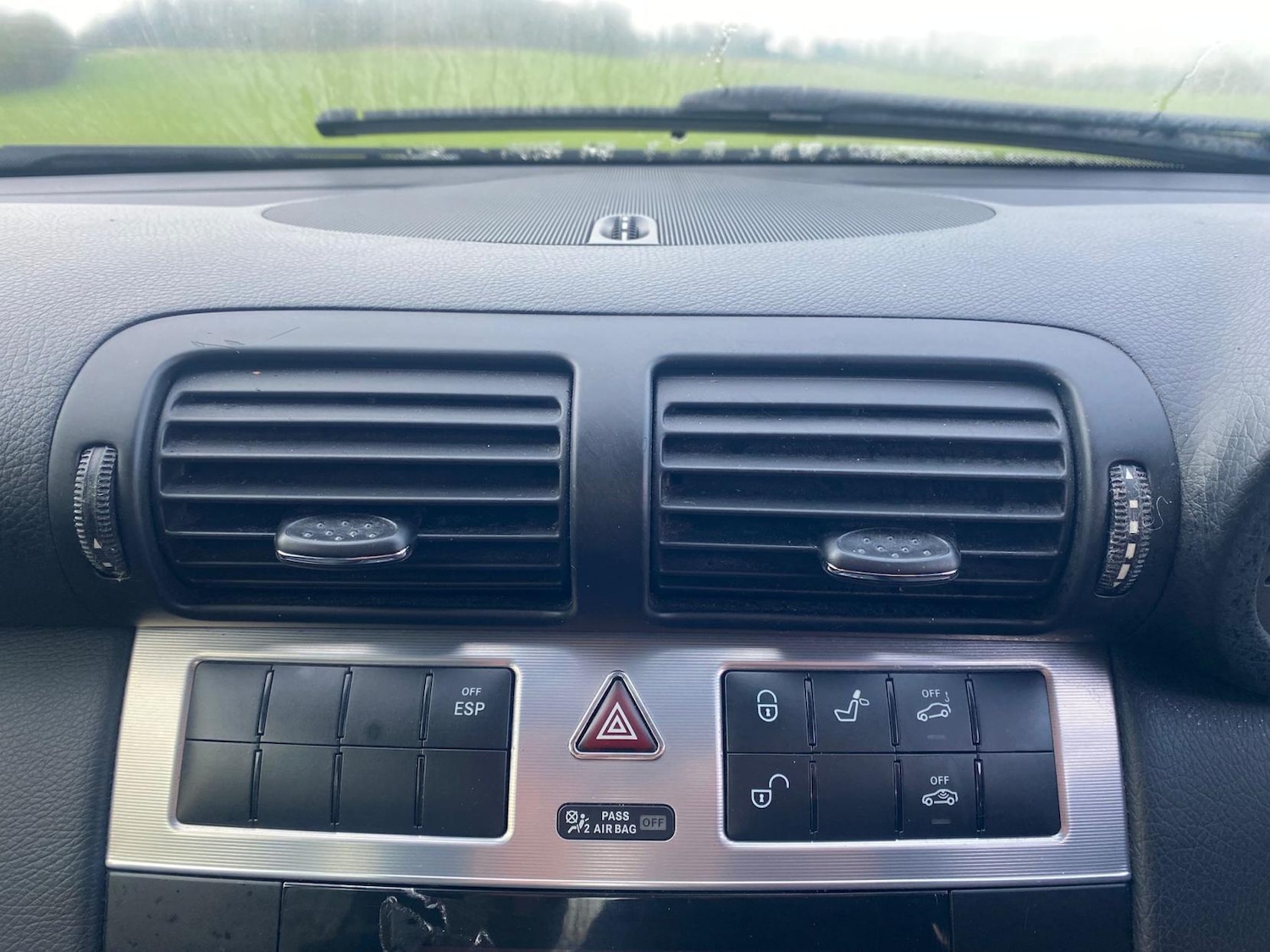 Used Mercedes-Benz C Class 2004 for sale - 77237258: Photo 17