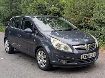 Vauxhall - Corsa