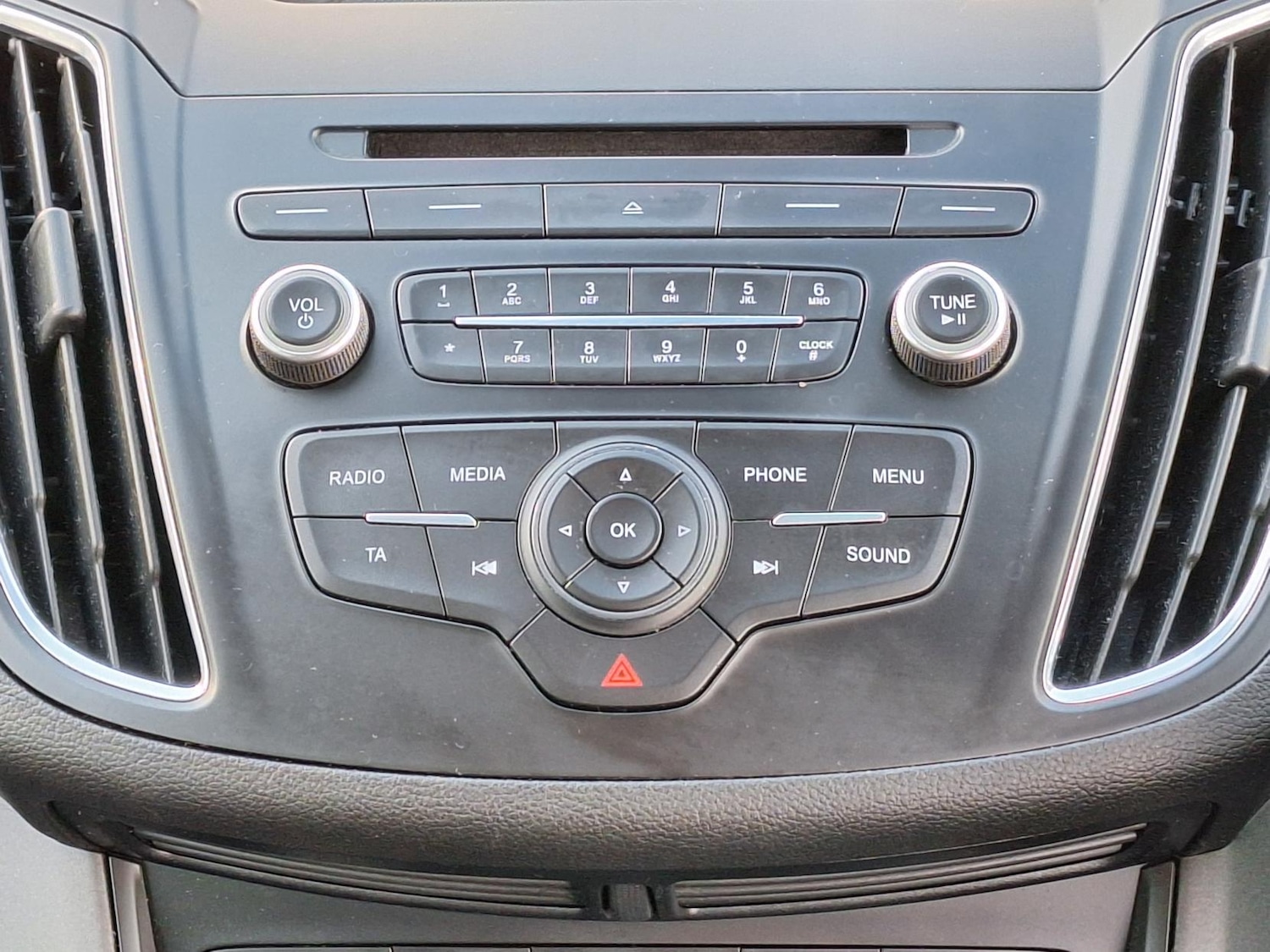 Used Ford C-Max 2015 for sale - 76627567: Photo 13