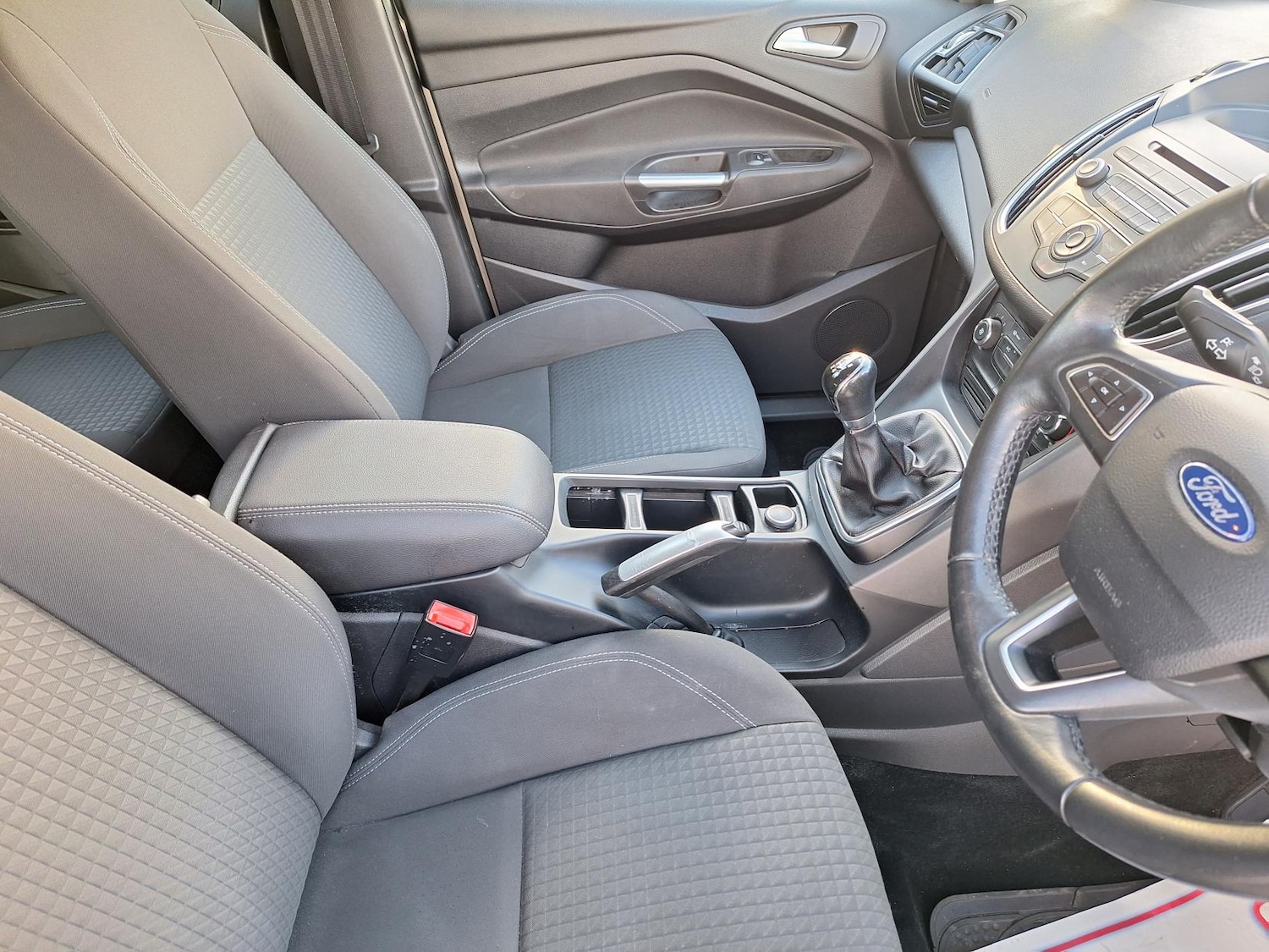 Used Ford C-Max 2015 for sale - 76627567: Photo 18