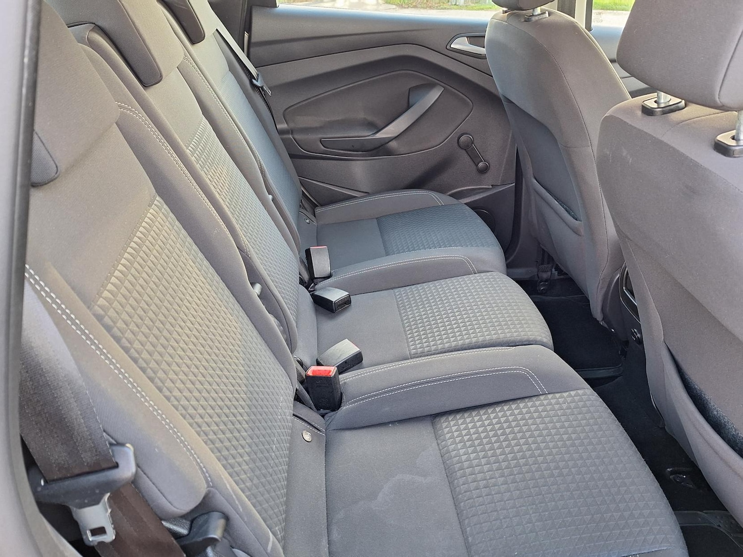 Used Ford C-Max 2015 for sale - 76627567: Photo 22