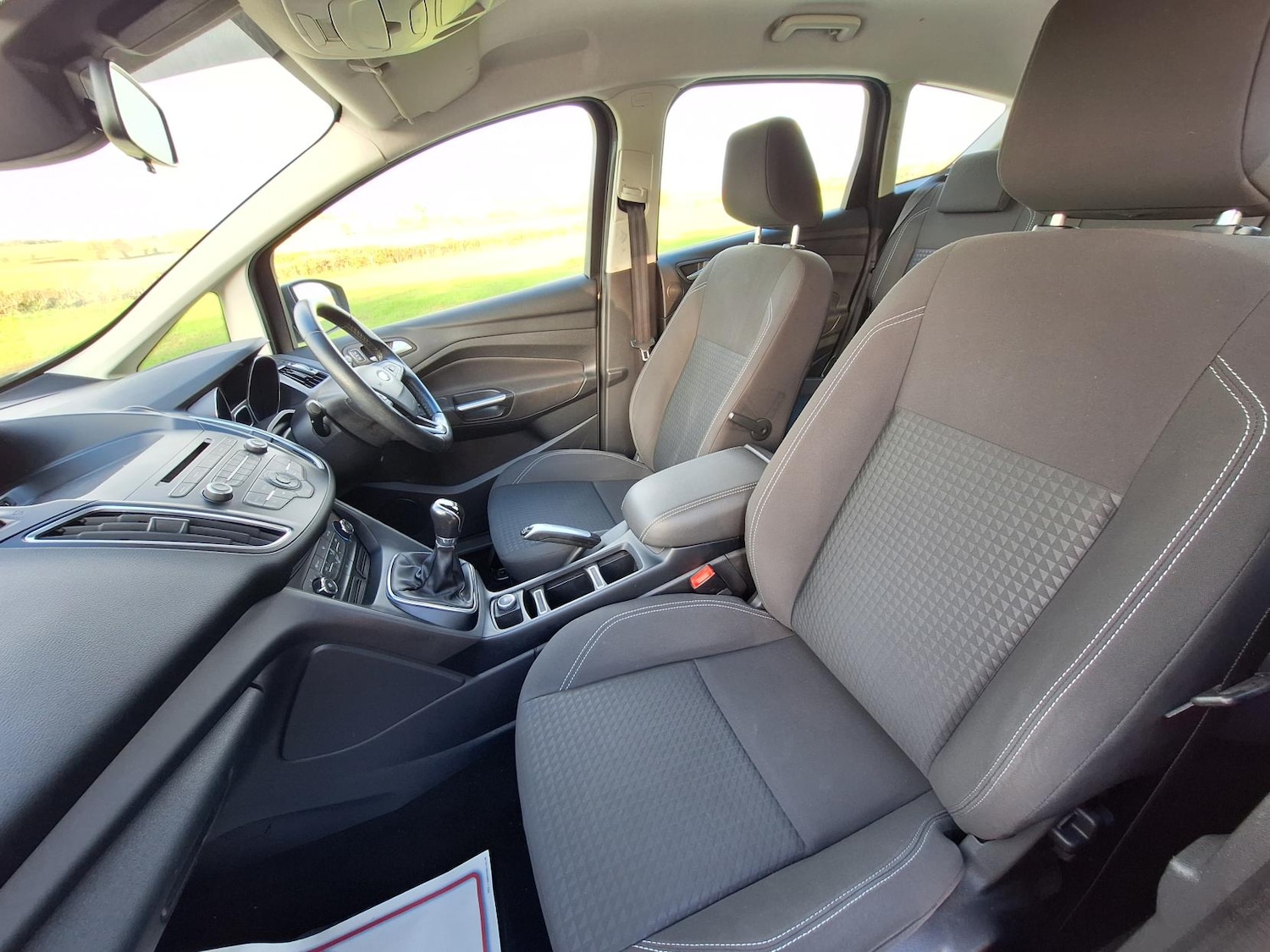 Used Ford C-Max 2015 for sale - 76627567: Photo 24