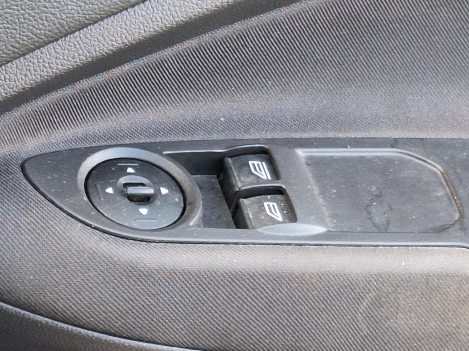 Used Ford C-Max 2015 for sale - 76627567: Photo 31