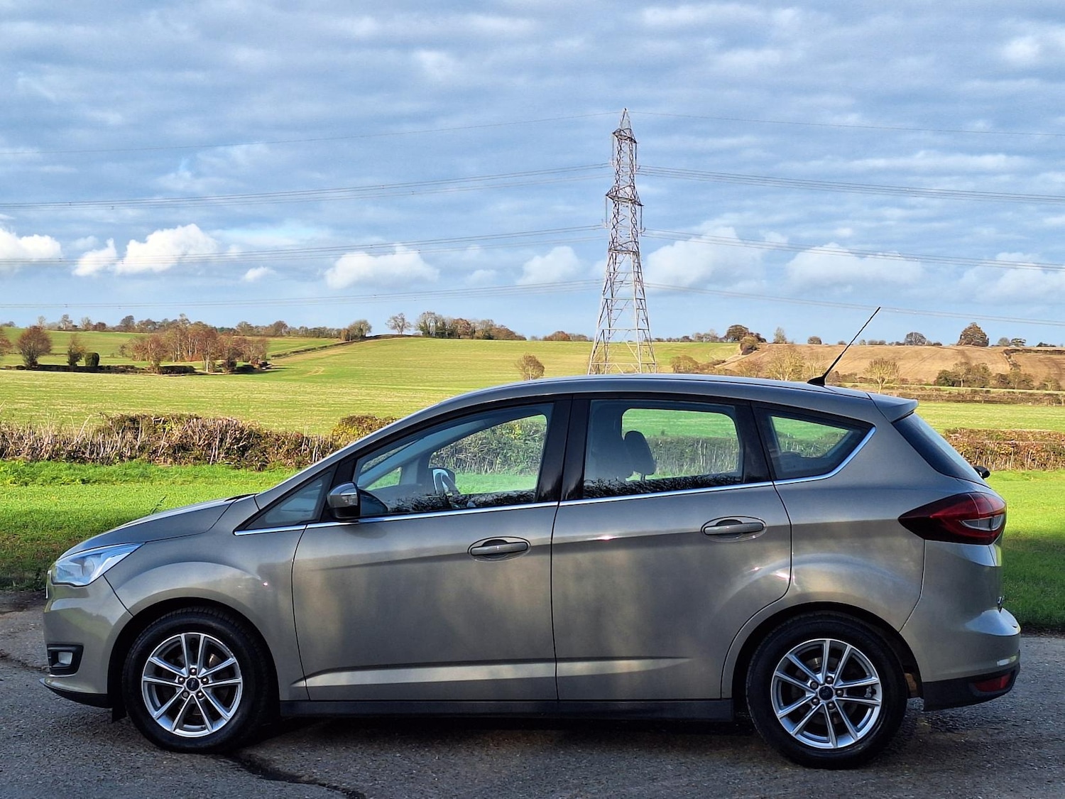 Used Ford C-Max 2015 for sale - 76627567: Photo 4