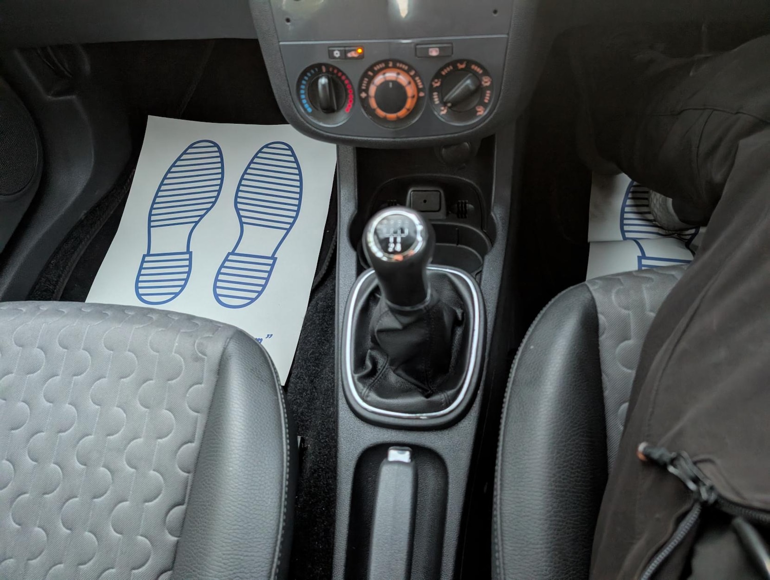 Used Vauxhall Corsa 2011 for sale - 77945688: Photo 18