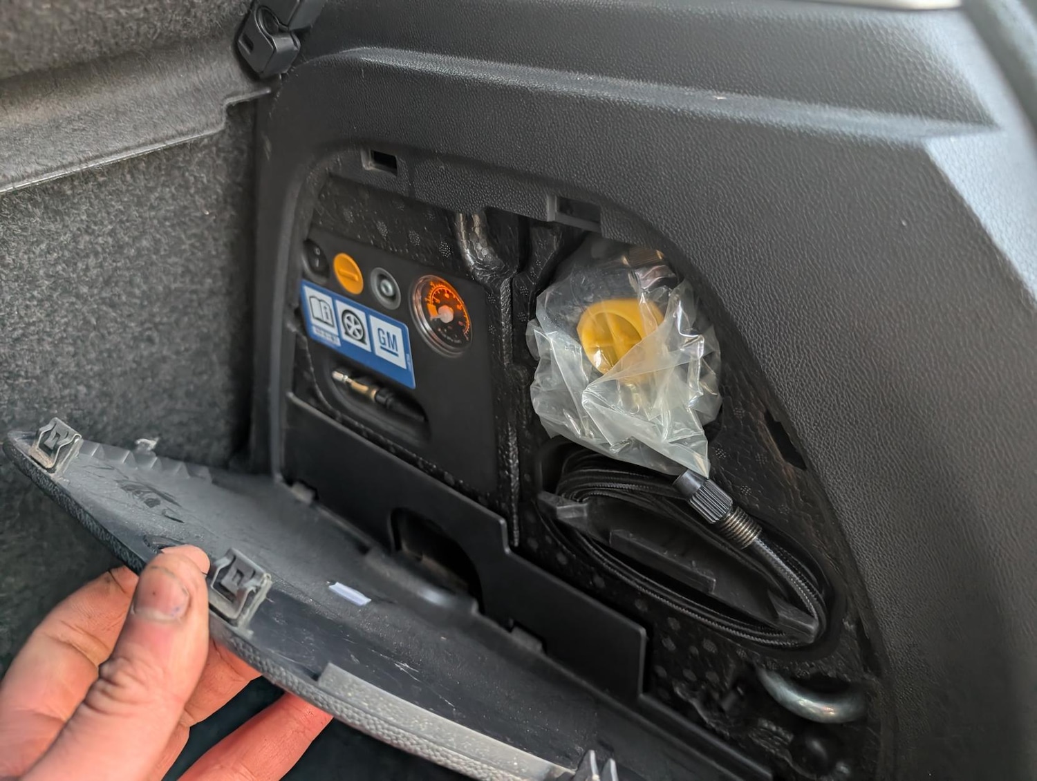 Used Vauxhall Corsa 2011 for sale - 77945688: Photo 26