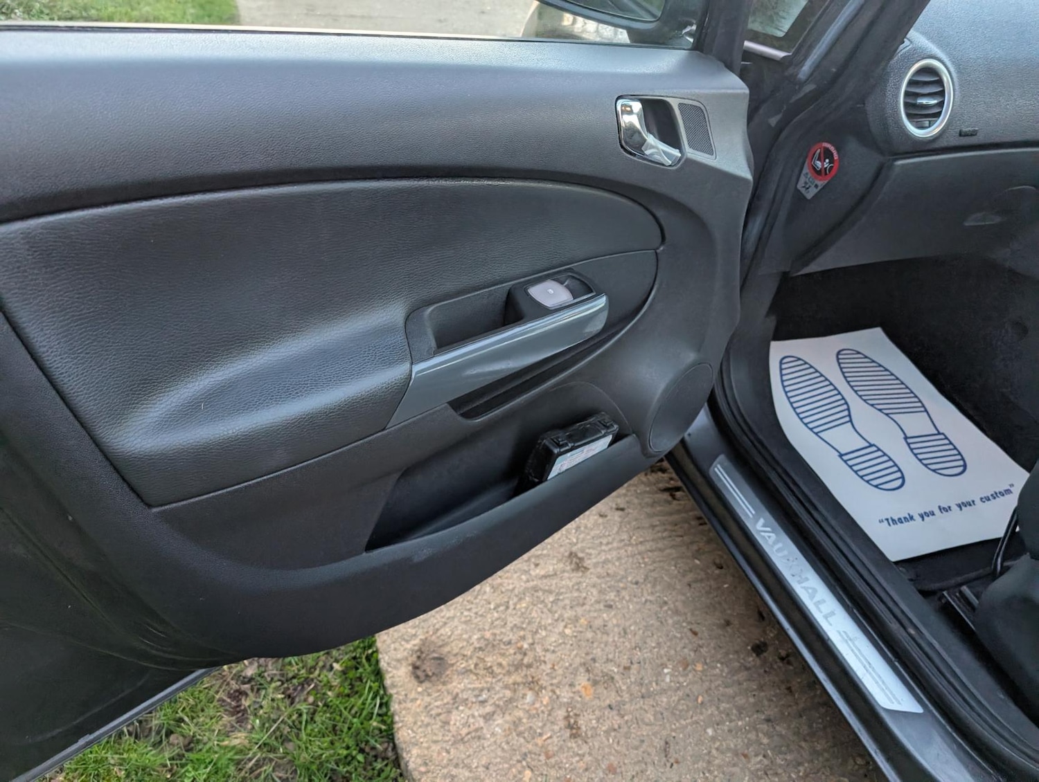 Used Vauxhall Corsa 2011 for sale - 77945688: Photo 27