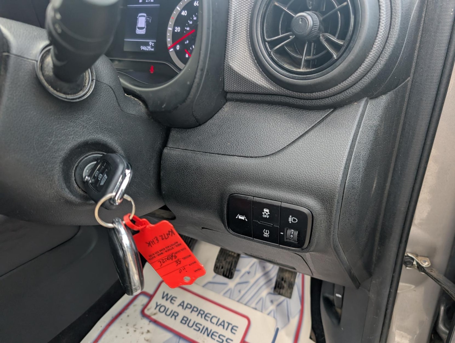 Used Hyundai i10 2022 for sale - 76757023: Photo 15