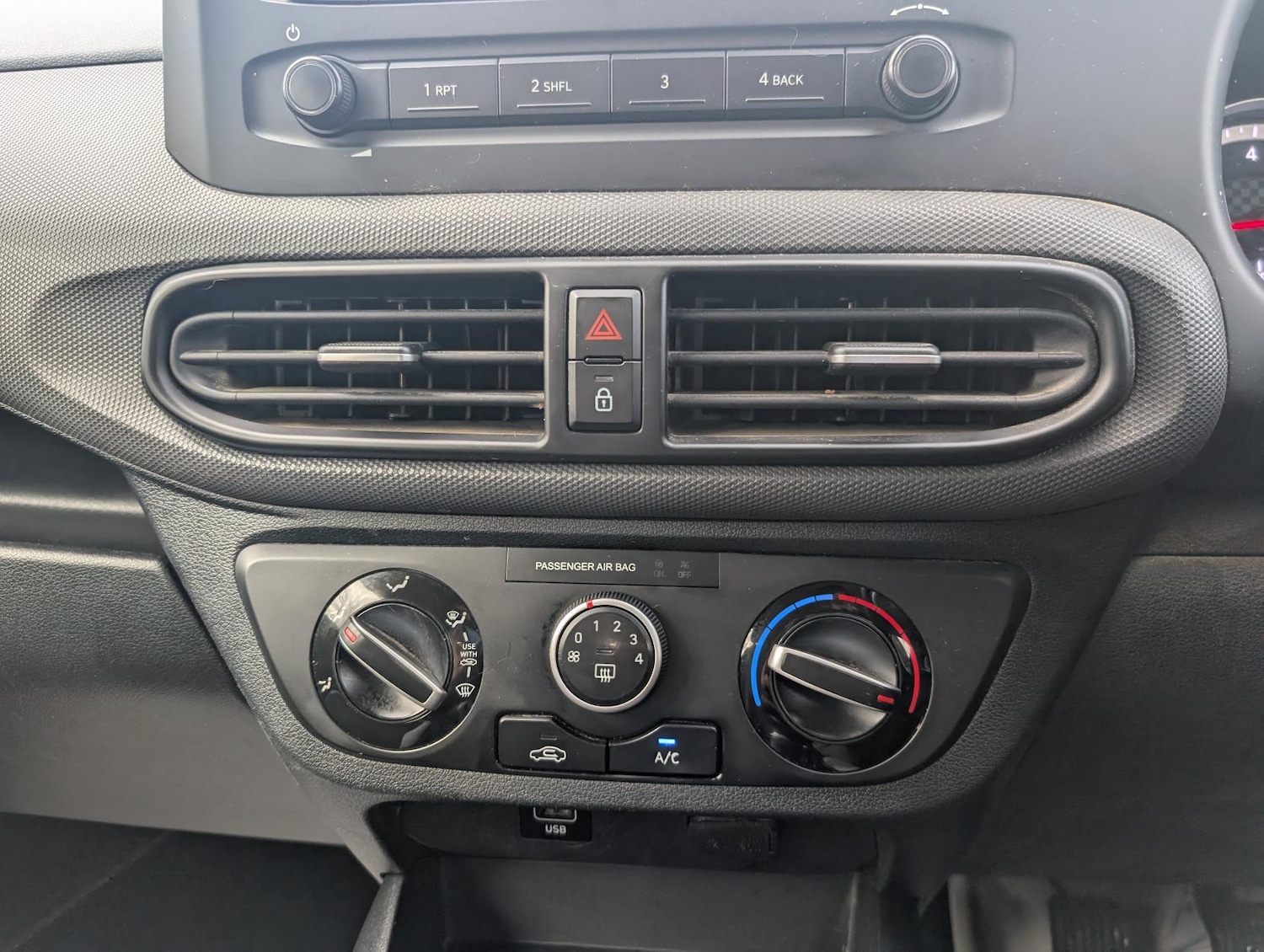 Used Hyundai i10 2022 for sale - 76757023: Photo 22