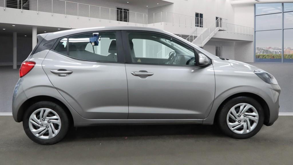 Used Hyundai i10 2022 for sale - 76757023: Photo 6
