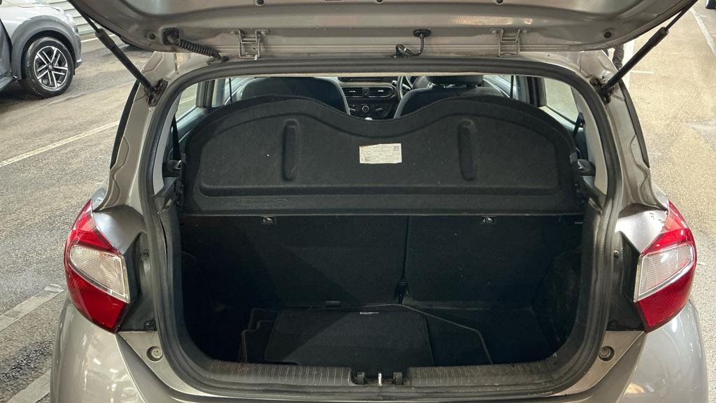 Used Hyundai i10 2022 for sale - 76757023: Photo 8