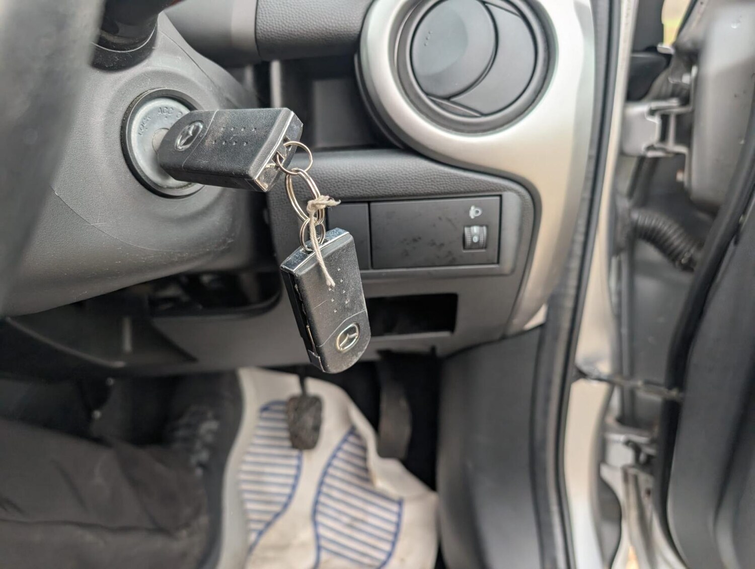 Used Mazda Mazda2 2010 for sale - 77785716: Photo 20