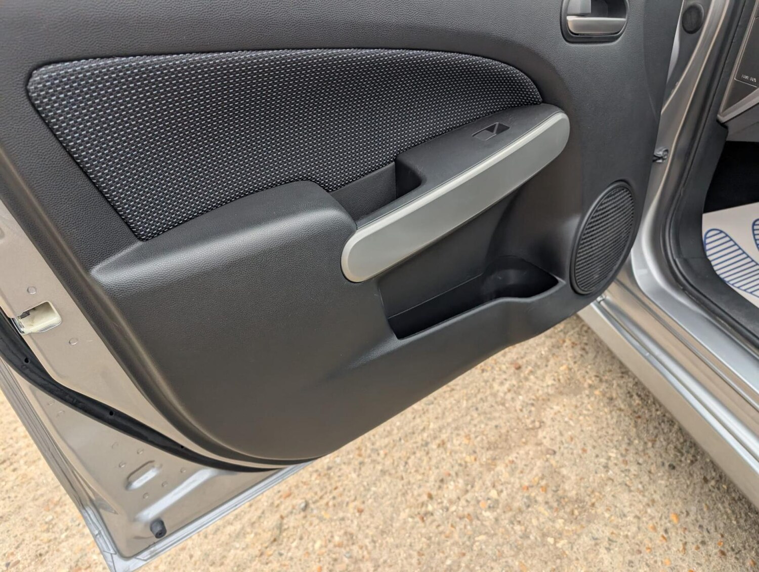 Used Mazda Mazda2 2010 for sale - 77785716: Photo 25