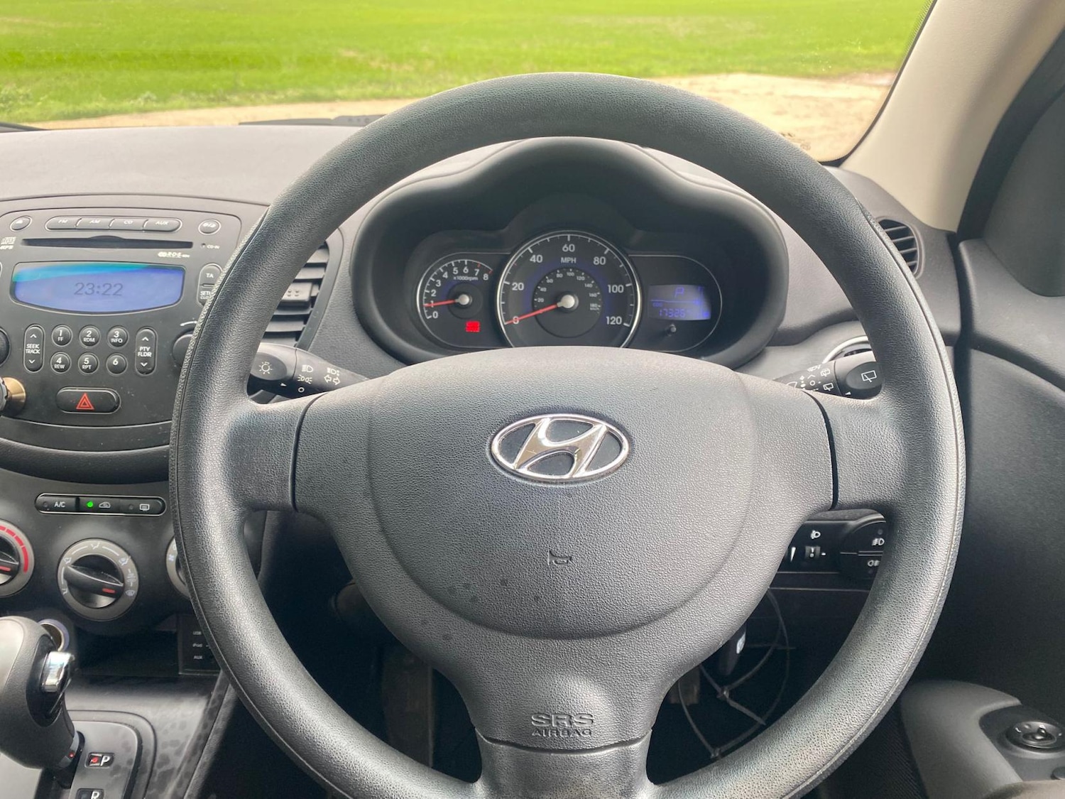 Used Hyundai i10 2013 for sale - 77767154: Photo 29