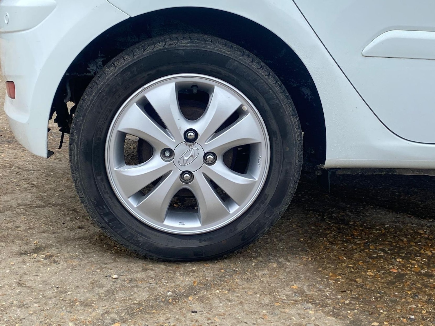 Used Hyundai i10 2013 for sale - 77767154: Photo 31