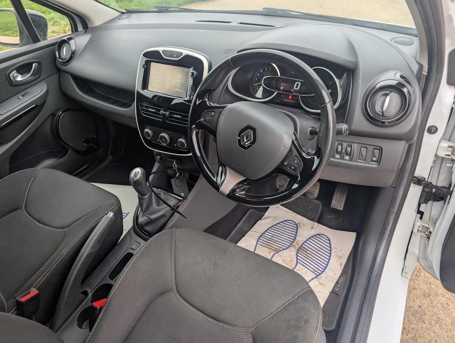 Used Renault Clio 2016 for sale - 78046033: Photo 16