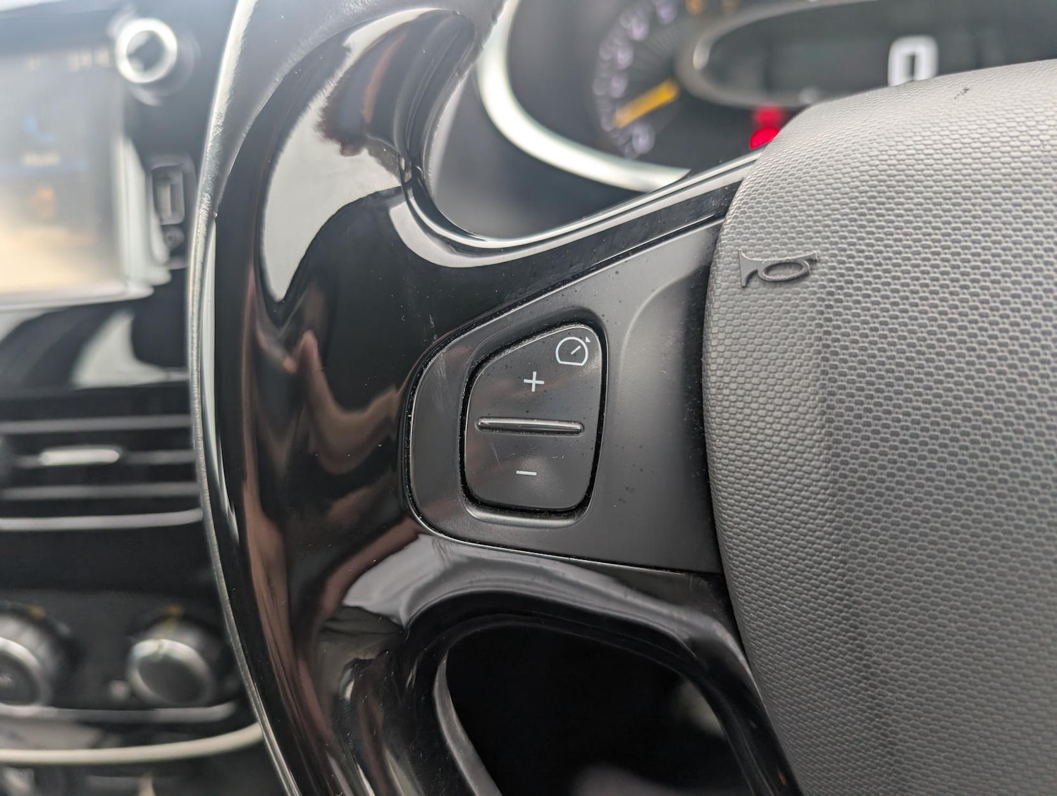 Used Renault Clio 2016 for sale - 78046033: Photo 20