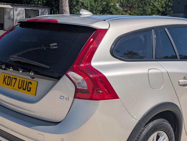 Used Volvo V60 2025 for sale - 75448324: Photo 12