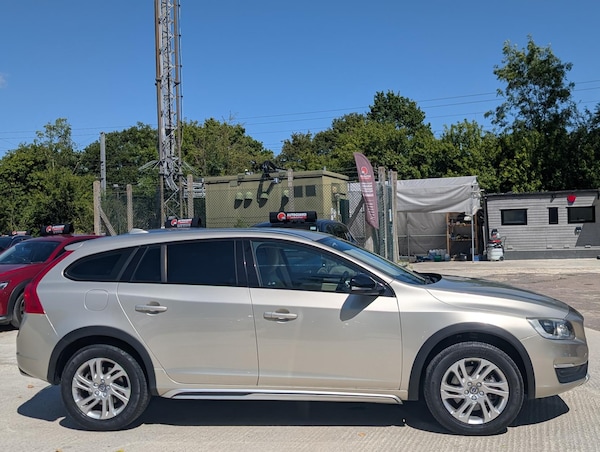 Used Volvo V60 2025 for sale - 75448324: Photo 13