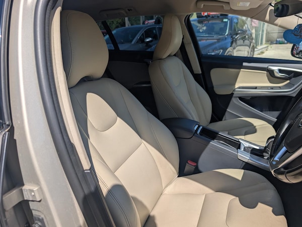 Used Volvo V60 2025 for sale - 75448324: Photo 17