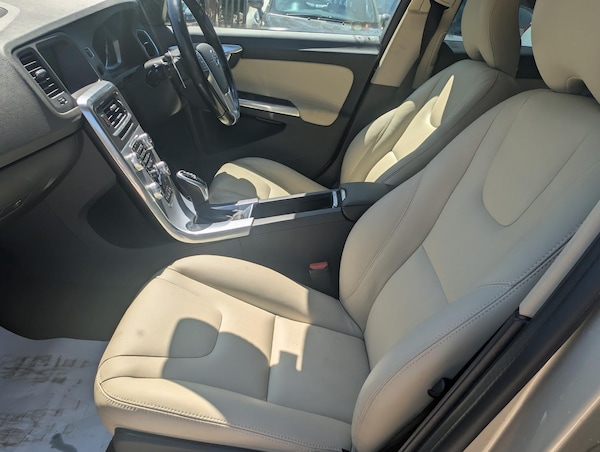 Used Volvo V60 2025 for sale - 75448324: Photo 31