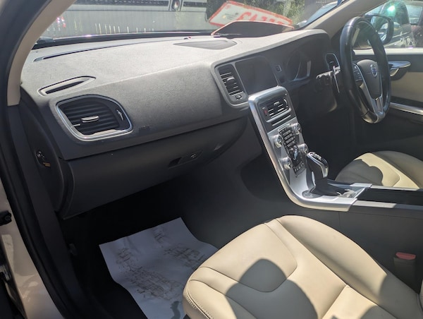 Used Volvo V60 2025 for sale - 75448324: Photo 32