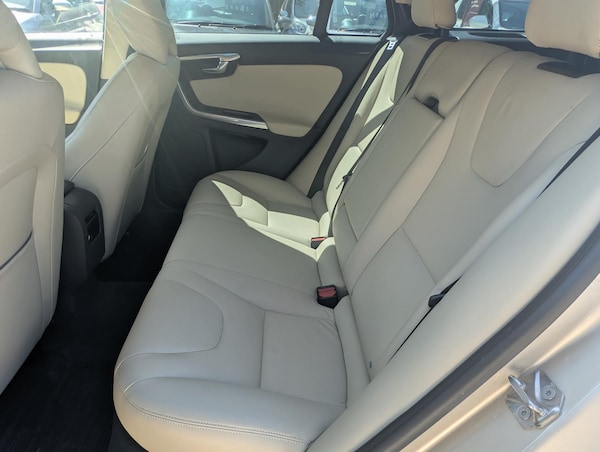 Used Volvo V60 2025 for sale - 75448324: Photo 34