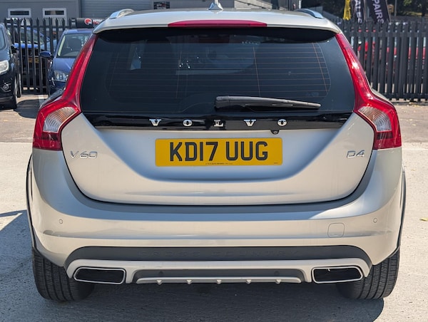 Used Volvo V60 2025 for sale - 75448324: Photo 9
