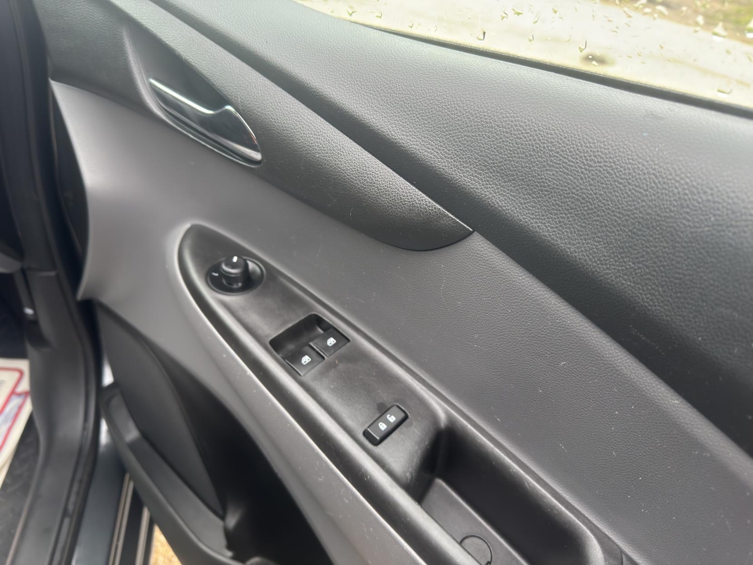 Used Vauxhall Viva 2016 for sale - 76358999: Photo 11