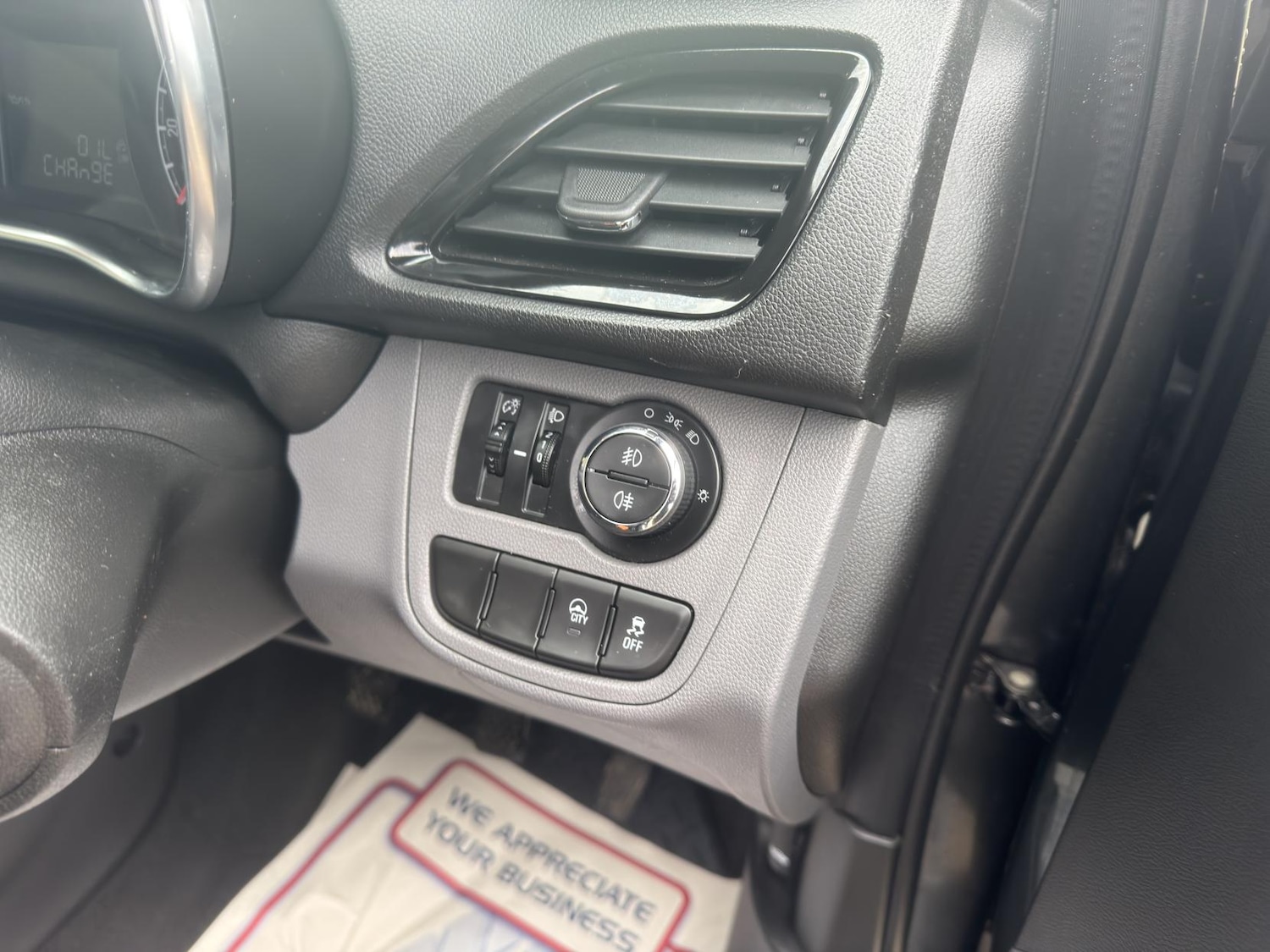 Used Vauxhall Viva 2016 for sale - 76358999: Photo 13